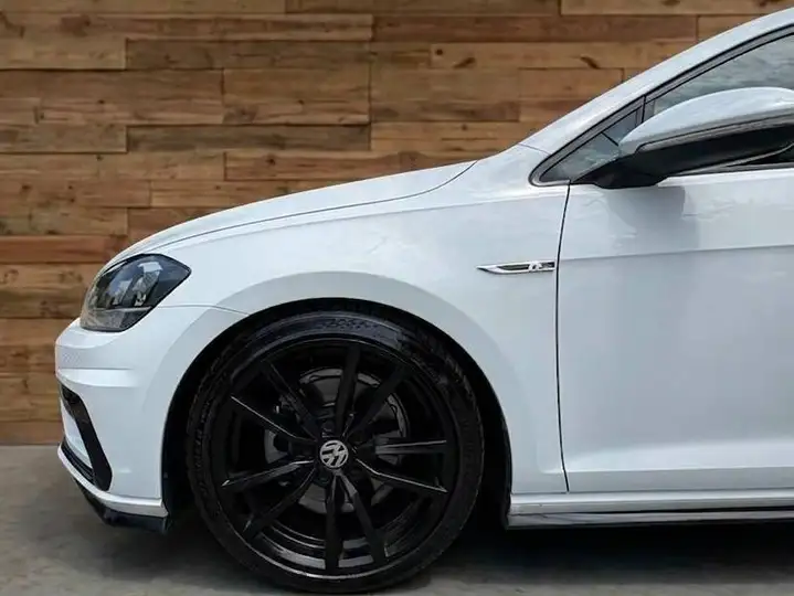 Volkswagen Golf 1.5 TSI ACT DSG 3p. Sport BMT